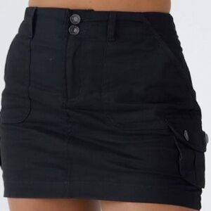 NWT Klassy Network Cargo Skort Black Size L
